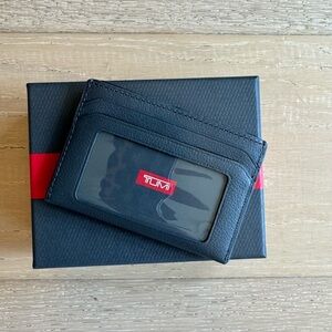 NWT TUMI Black Card Holder